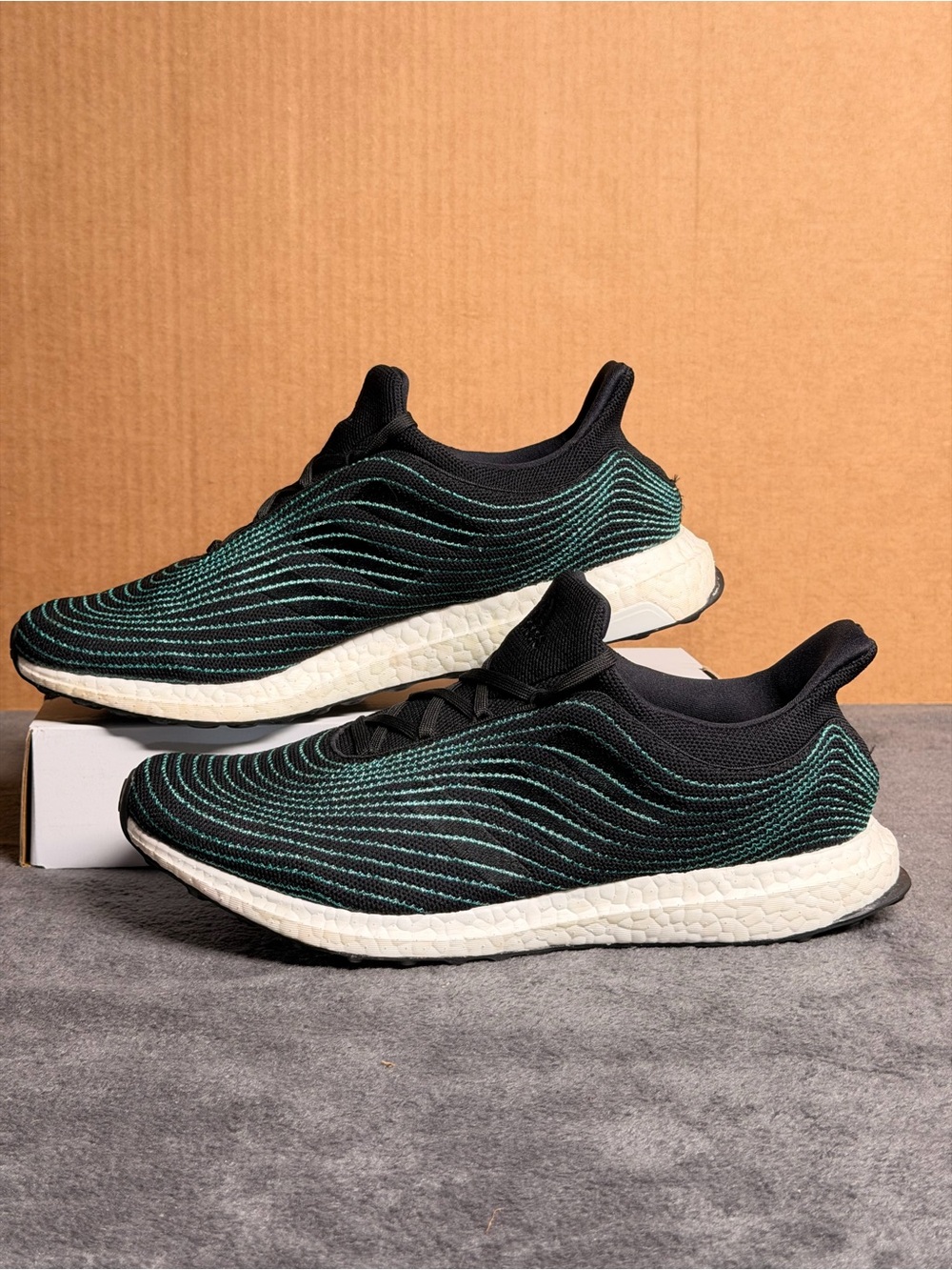 Adidas UltraBoost DNA Parley Core Black Blue Spirit Wave Men Size - Picture 5 of 11